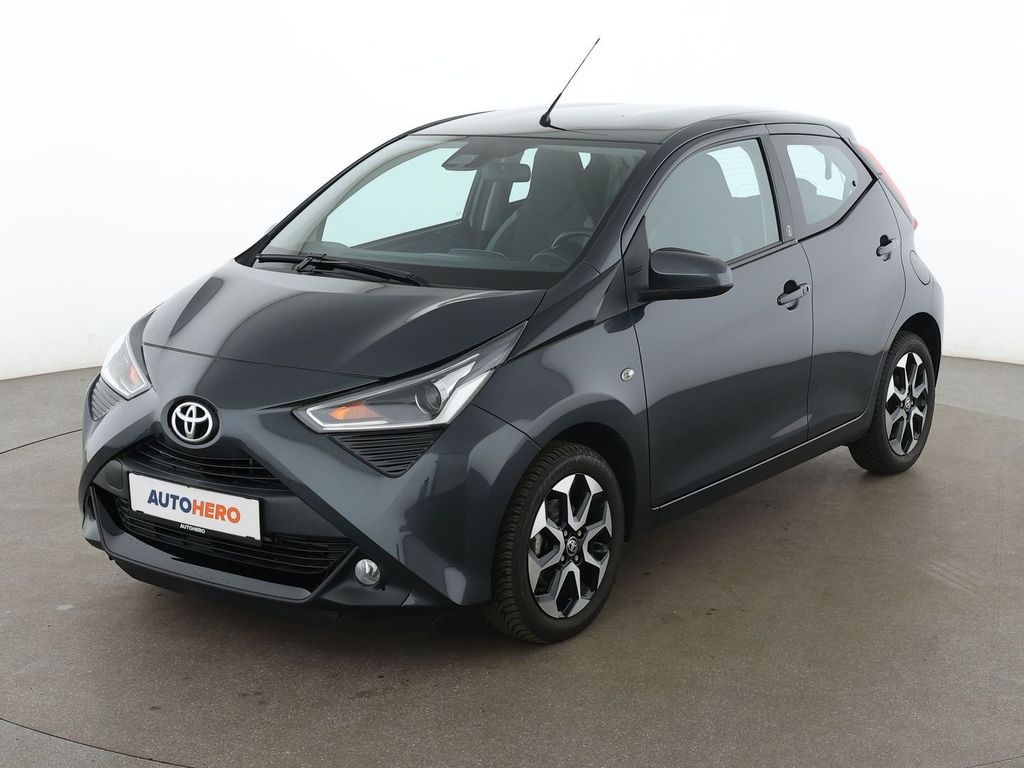 2021 Toyota Aygo (X)