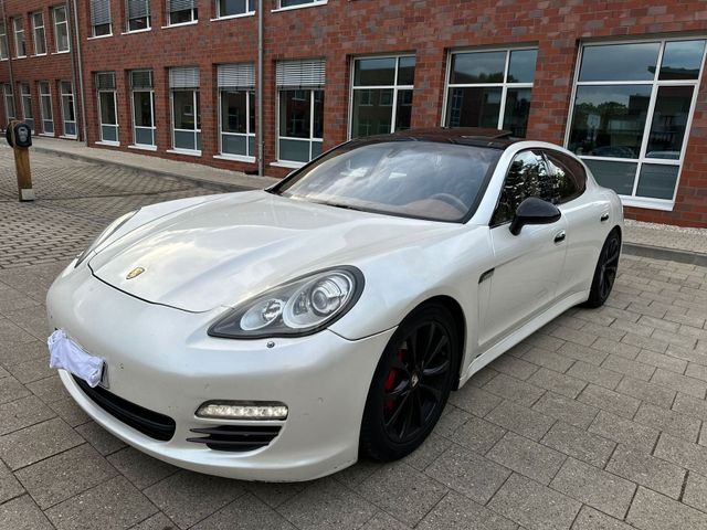 Porsche Tausch Porsche Panamera 4s v8 Sitzheiz*Nav...