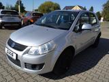 Suzuki SX4 1.6 VVT 2WD Club Streetline Club - Suzuki SX4: Streetline