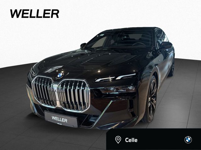 BMW 740d xDr M Sport StHz,AHK,SkyL,B&amp;W,AutoB,Iconic