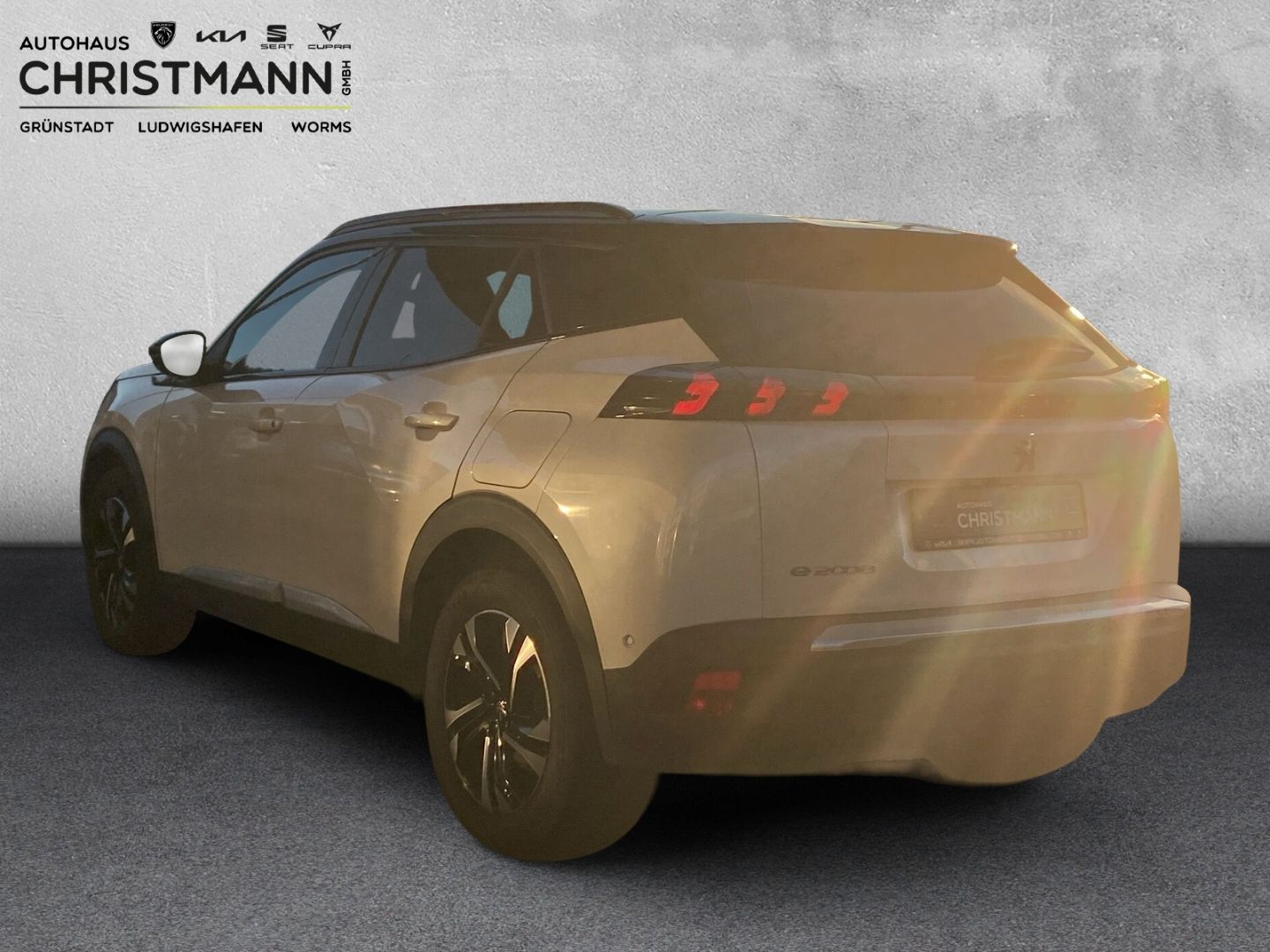 Fahrzeugabbildung Peugeot 2008 e- GT Elektromotor 136 *Sitzheizung*ACC*Kam