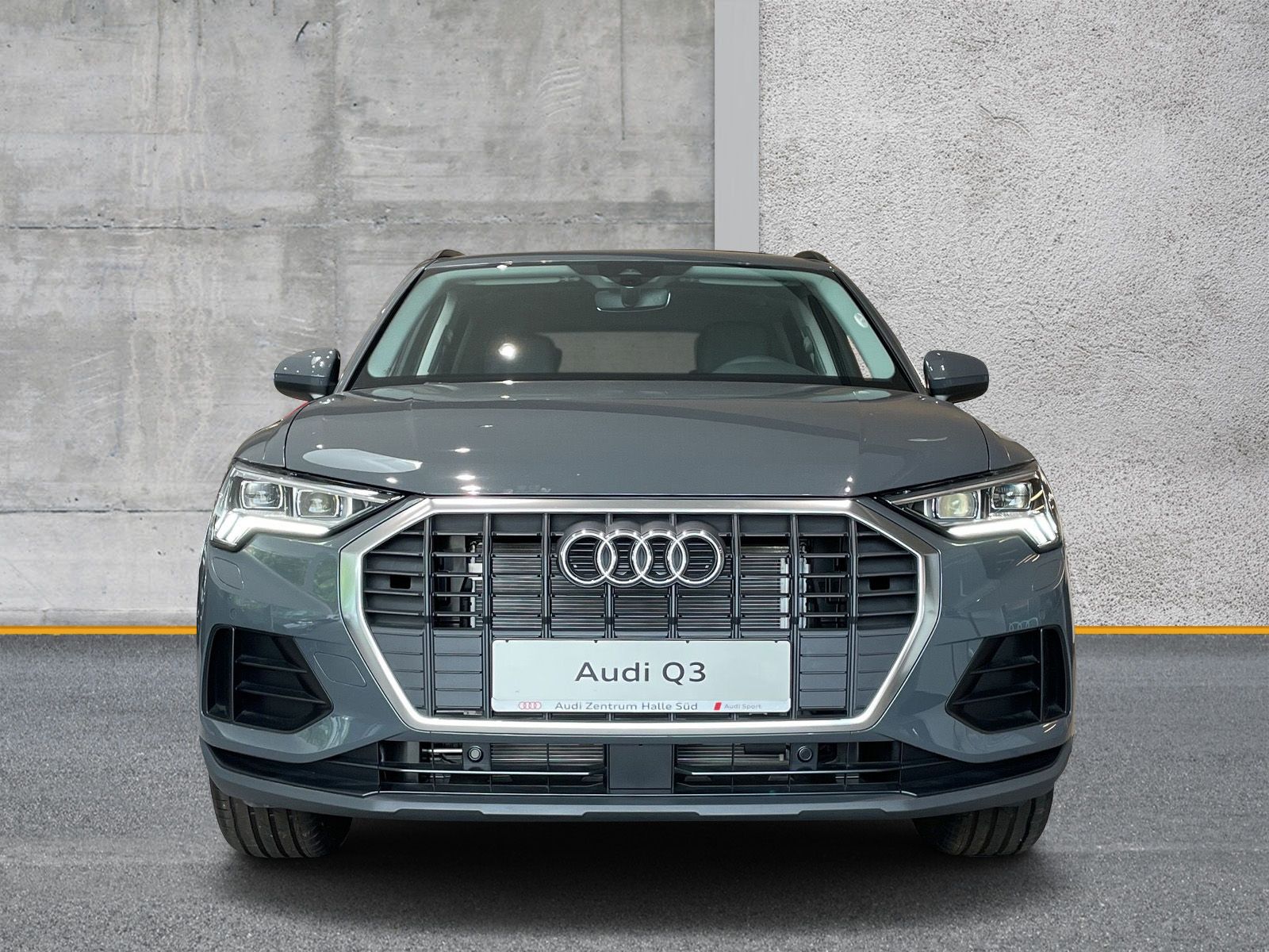 Fahrzeugabbildung Audi Q3 45 TFSI e S tronic Matrix ACC Navi Kamera