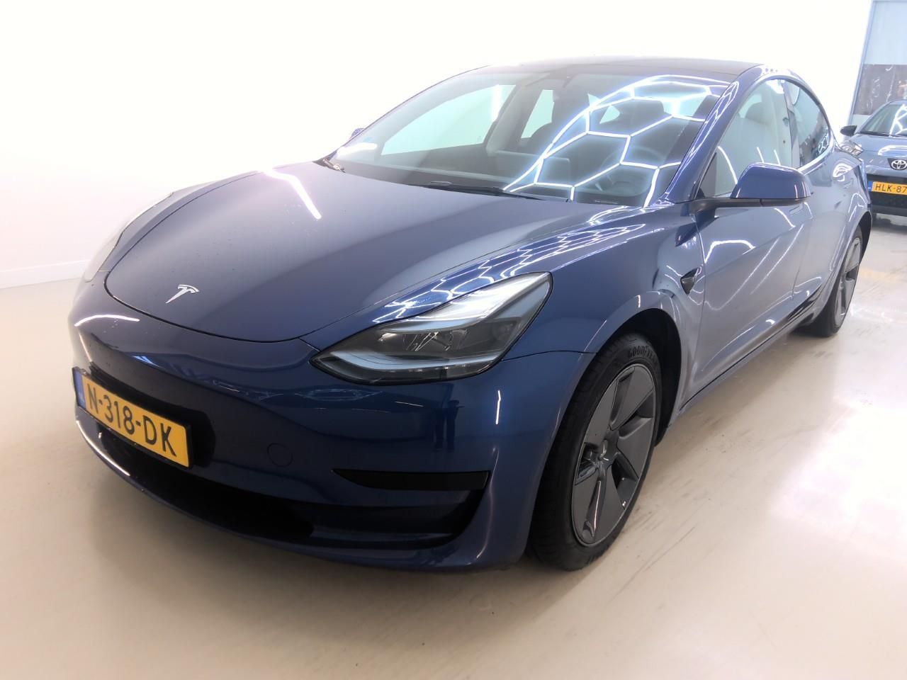 Tesla Model 3 Standard Plus RWD