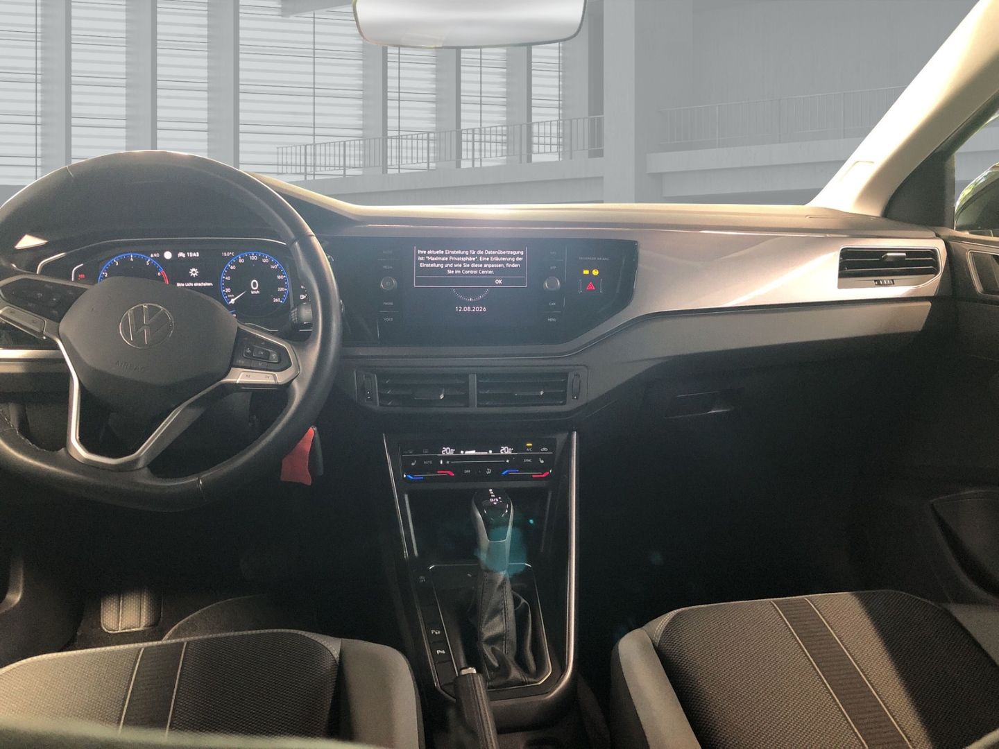 Fahrzeugabbildung Volkswagen Polo Style 1.0 TSI DSG AHK-abnehmbar Navi Digita