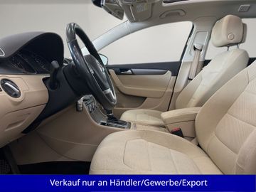 Volkswagen Passat Variant - 9