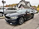 BMW 530 d xDrive M Sport*PANO*HUD*HKS*NAVI*LEDER* - BMW 530 mit Schiebedach
