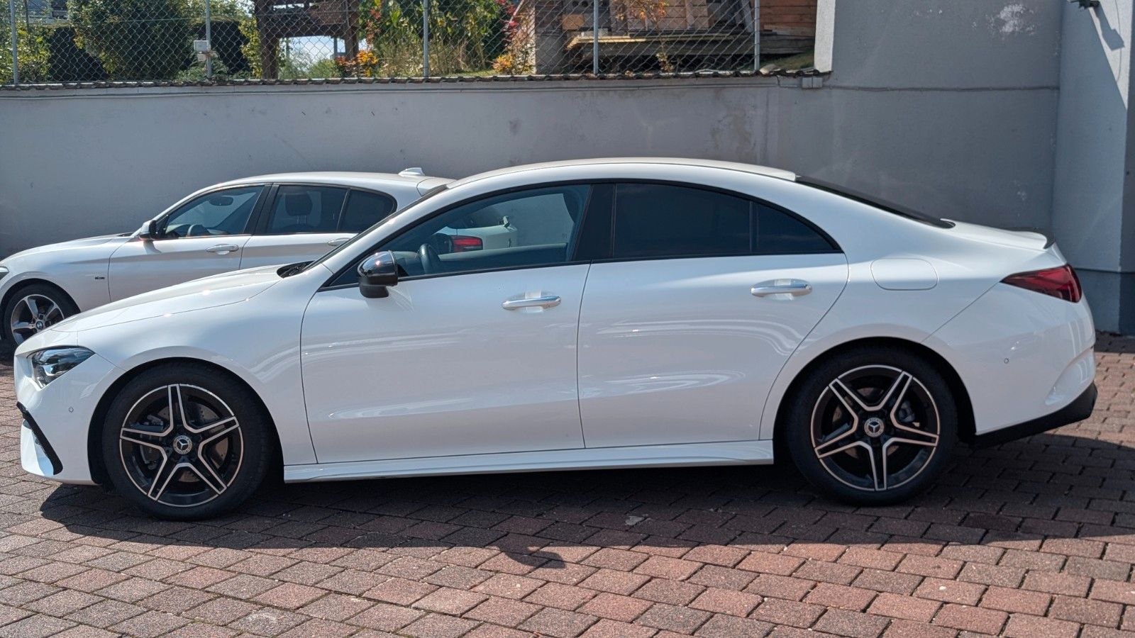 Mercedes-Benz CLA 200 AMG Line Facelift nur28TKM Leder Navi foto 2