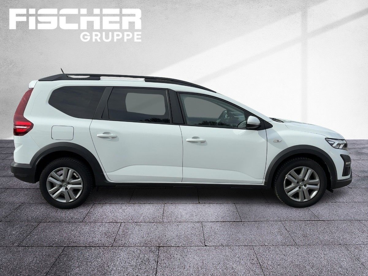 Fahrzeugabbildung Dacia Jogger Comfort TCe 110 ABS Fahrerairbag ESP SERV