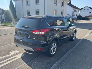 Ford Kuga - 4