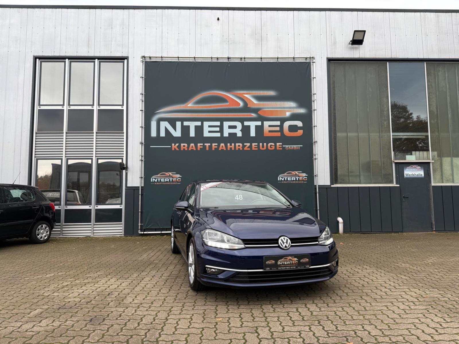 Volkswagen Golf VII Lim Highline R-Line DSG*ACC*CAM*SHZ*AHK