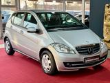 Mercedes-Benz A 180/Automatik/AHK/Klima/SHZ - gebrauchte Mercedes-Benz A 180 aus dem Jahr 2010