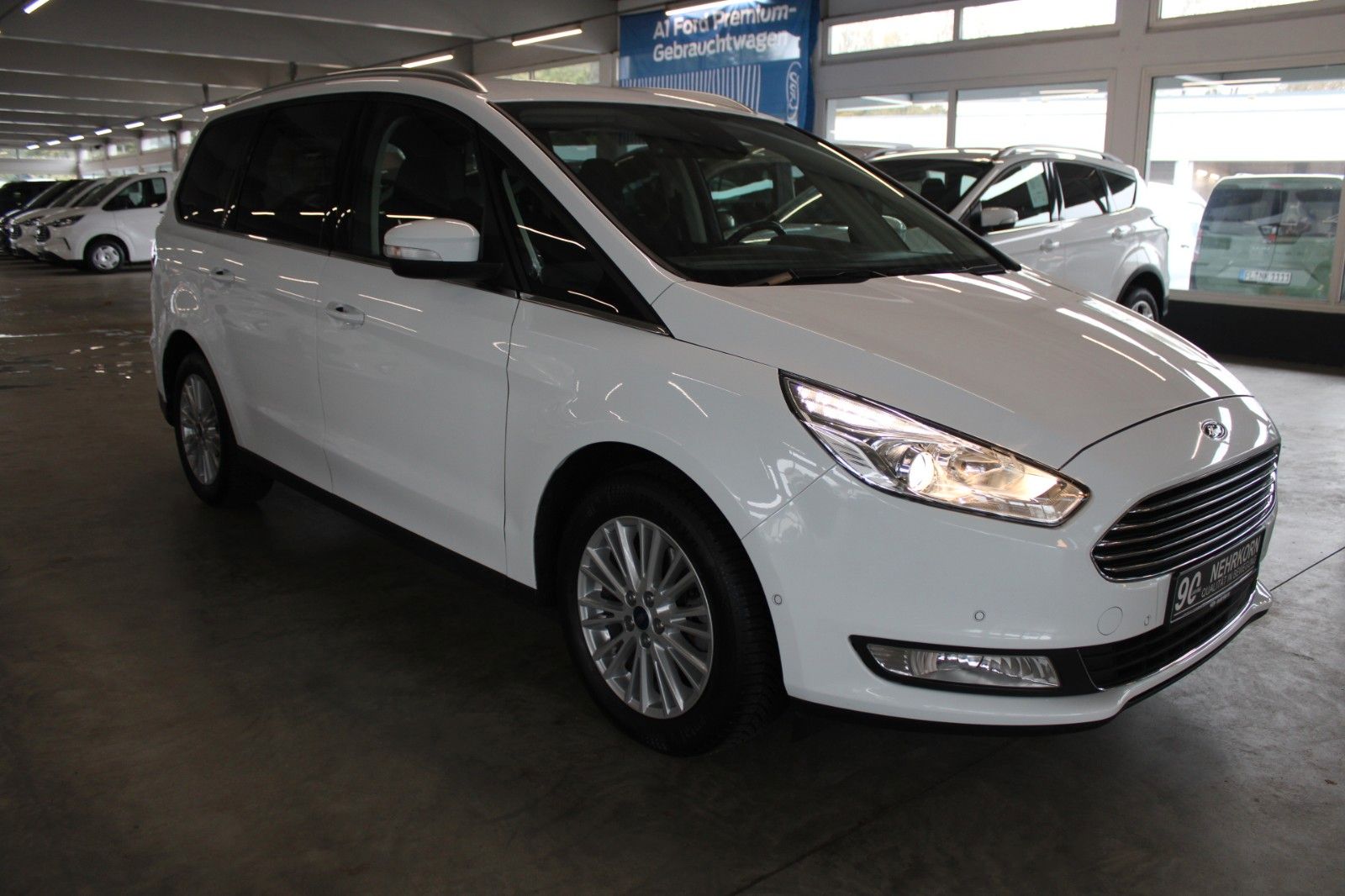 Fahrzeugabbildung Ford Galaxy Titanium 7-Sitzer DAB NAVI CAM WinterPak.