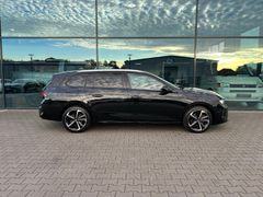 Fahrzeugabbildung Opel Astra L ST 1.2 Business Elegance Autom. LED ACC