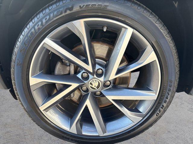 Kodiaq 2.0 TDI DSG Sportline 4x4 LED+PANO+AHK+VC