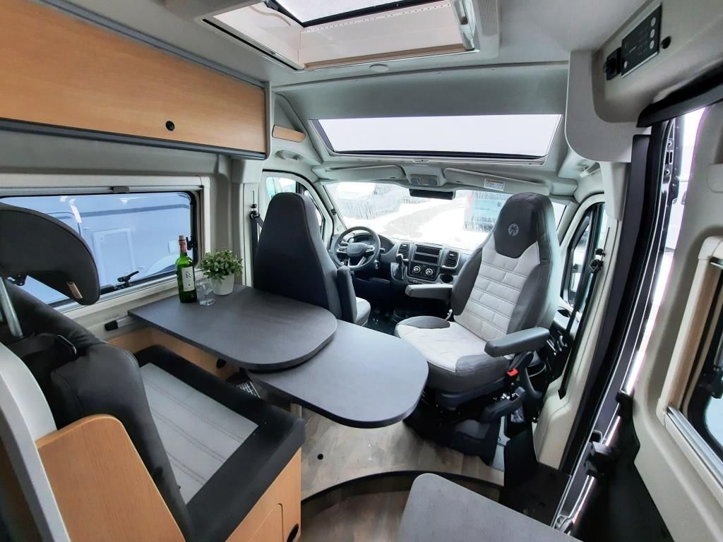 Fahrzeugabbildung Sunlight Camper Van Cliff 640 X Verfüg./Sparen Sie 3.101,