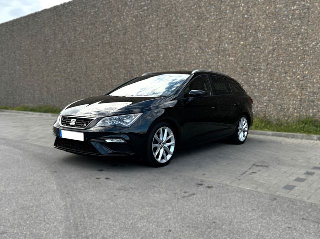 Seat Leon ST "FR-LINE" |LED |NAVI |PANORAMA |AHK |