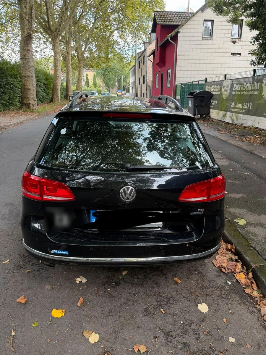Volkswagen Passat 2011 — photo 5