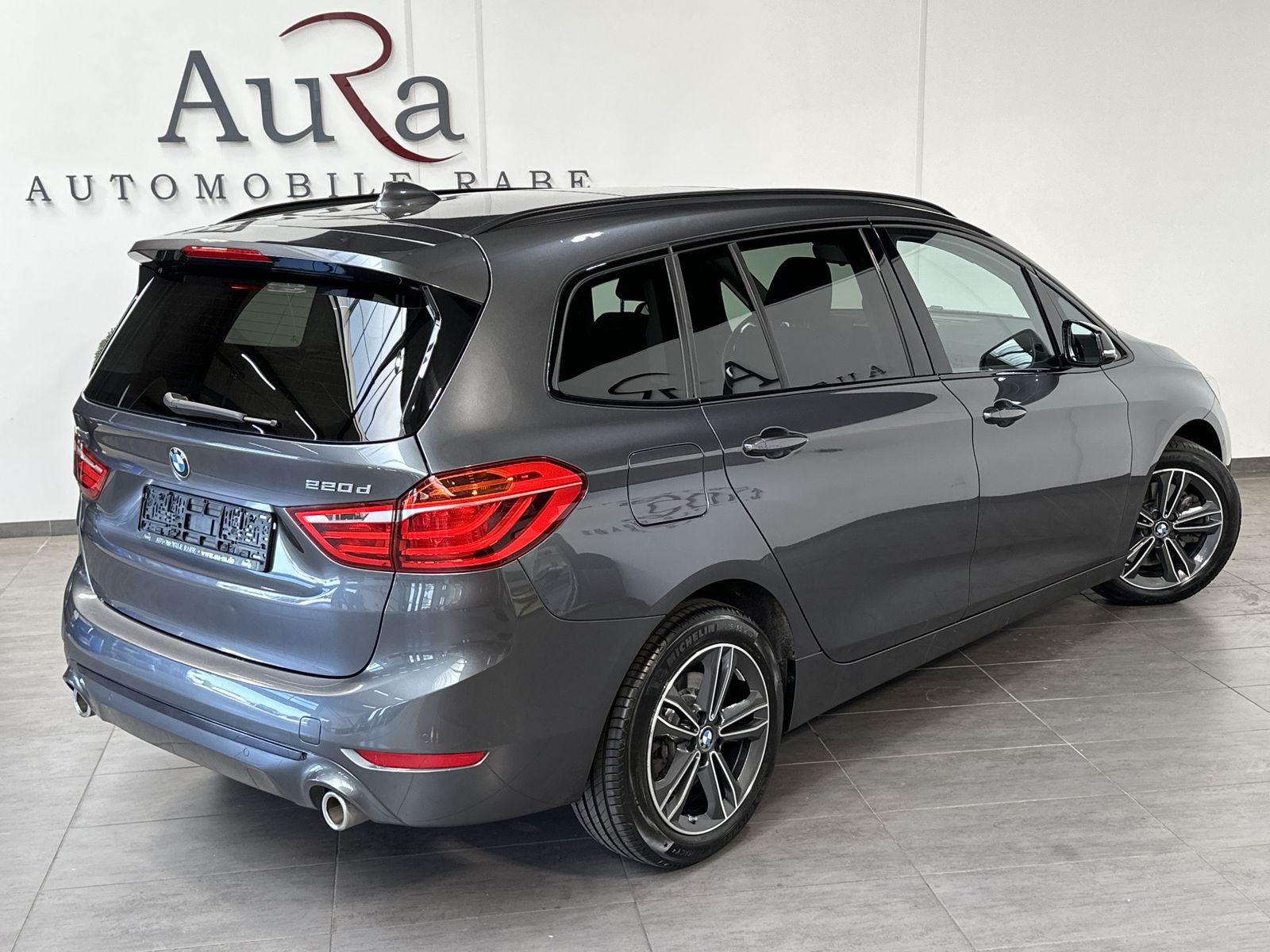 Fahrzeugabbildung BMW 220d Gran Tourer xD Sport-Line 7-Sitzer NAV+PANO