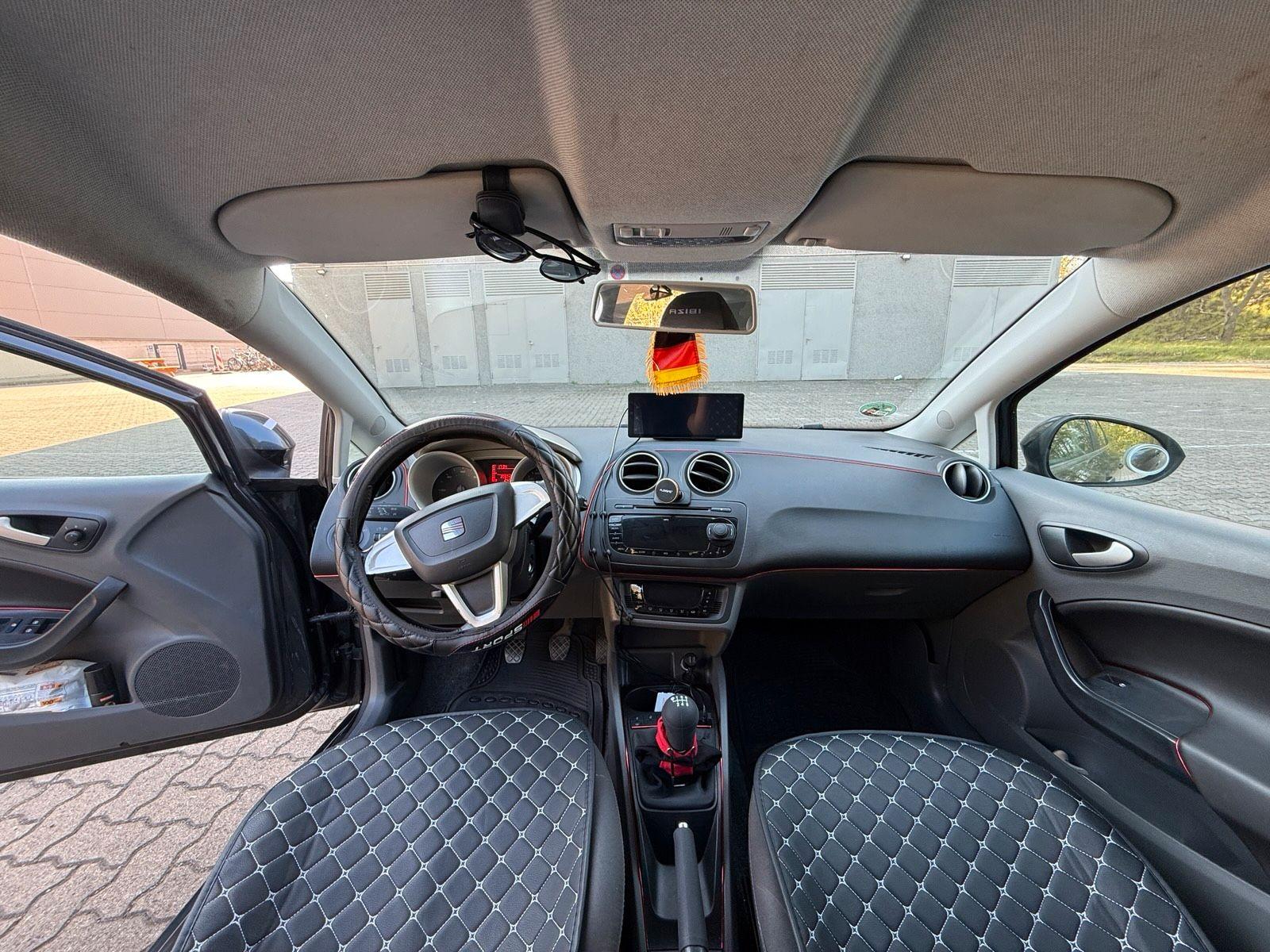 Seat Ibiza 2011 — engine 105 HP (77kW)