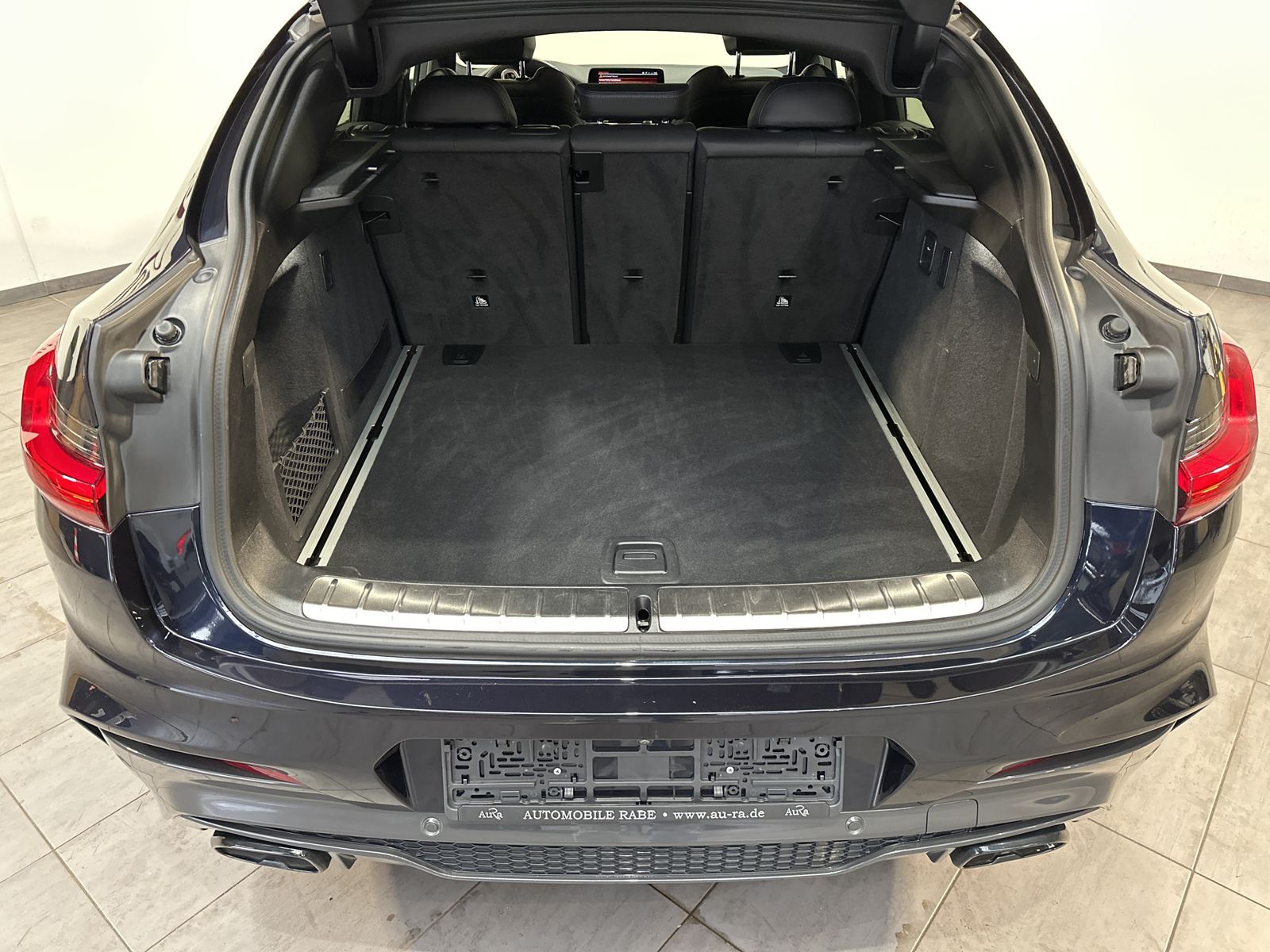 Fahrzeugabbildung BMW X4 M40i NAV+LED+HEAD-UP+H&K+KAM+MEMORY+20ZO+1HD