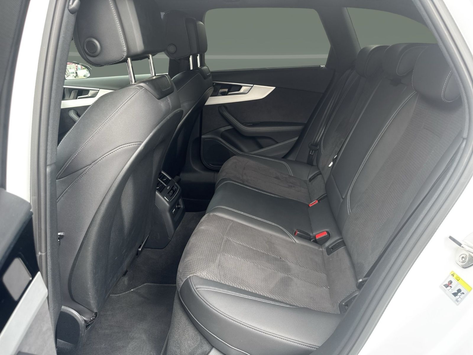 Audi A4 - Bild 19