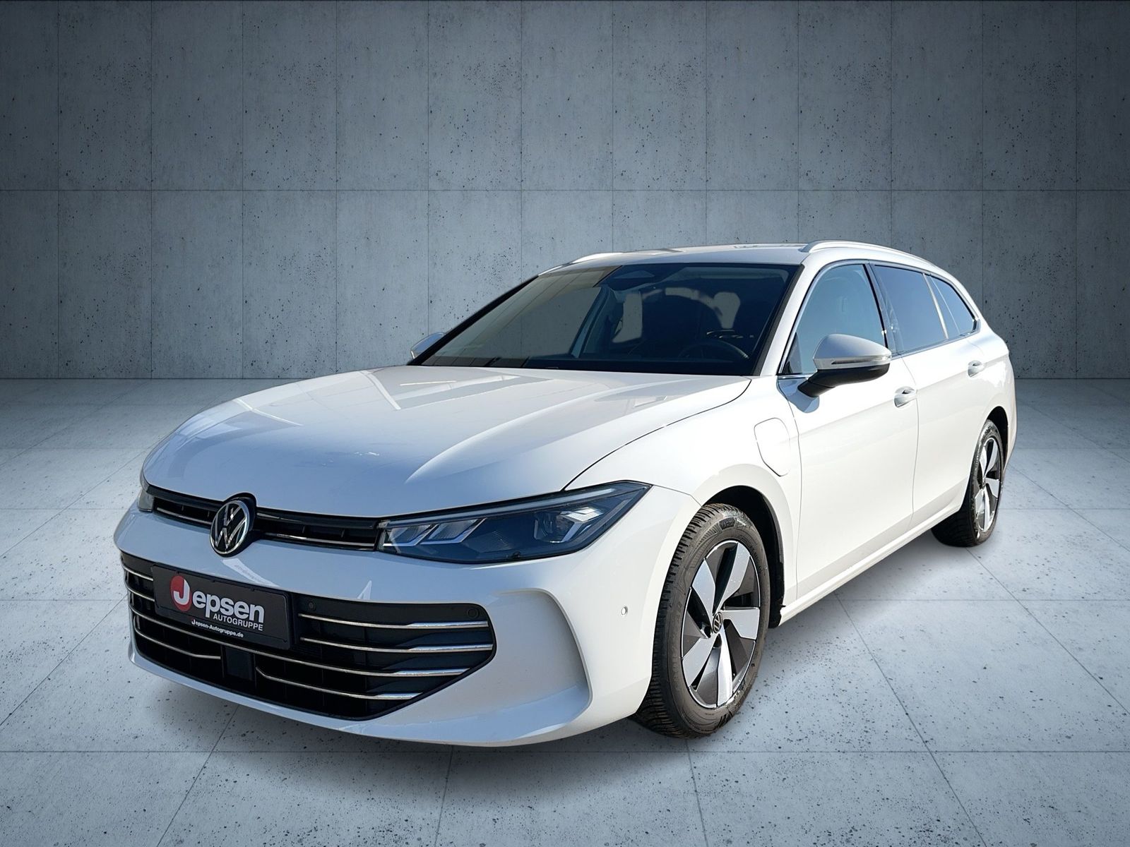 Volkswagen Passat Business /AHK /GANZJAHRESREIFEN