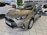 Toyota Yaris 1.5 Sitzheizung Alufelgen Rückfahrkamera - gebrauchte Toyota Yaris aus dem Jahr 2024