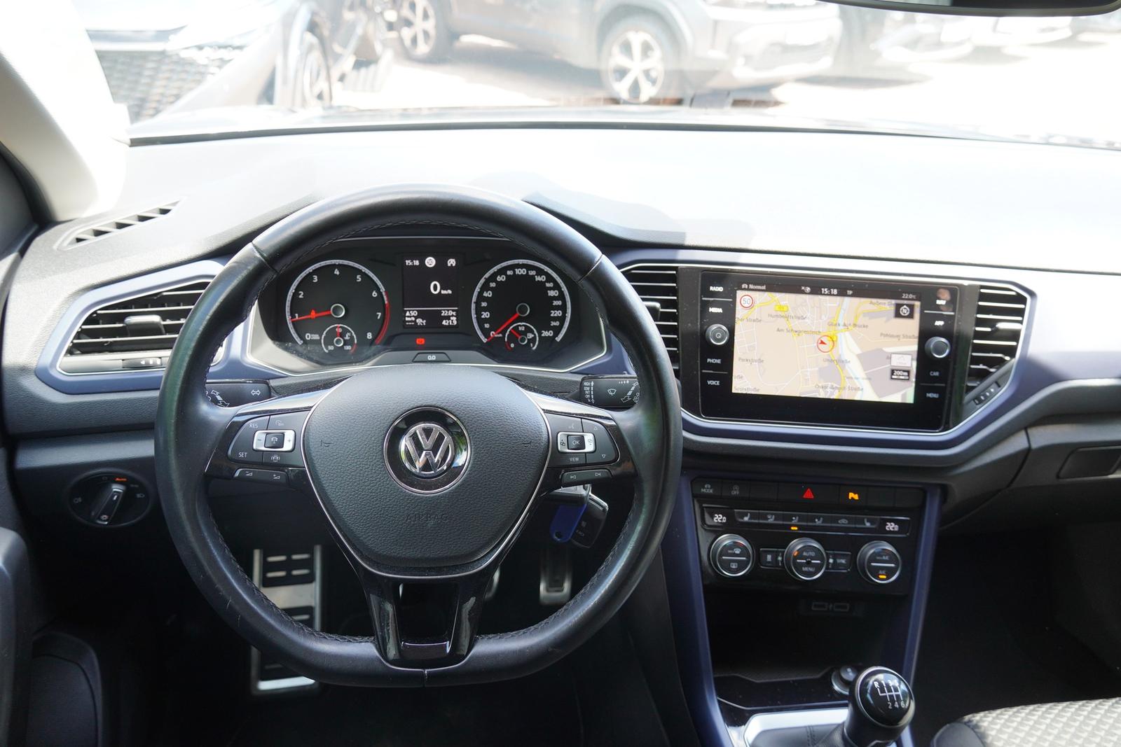 Volkswagen T-Roc 1.5 TSI LED Navi Standheizung PDC AHK, миниатюра 10