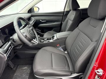 Hyundai TUCSON - 8