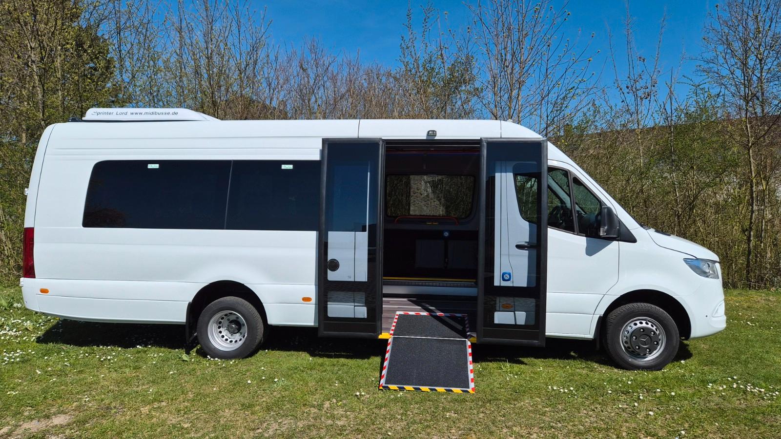 Mercedes-Benz 517 / 515 Frontniederflur mit  GSR 3 Systeme