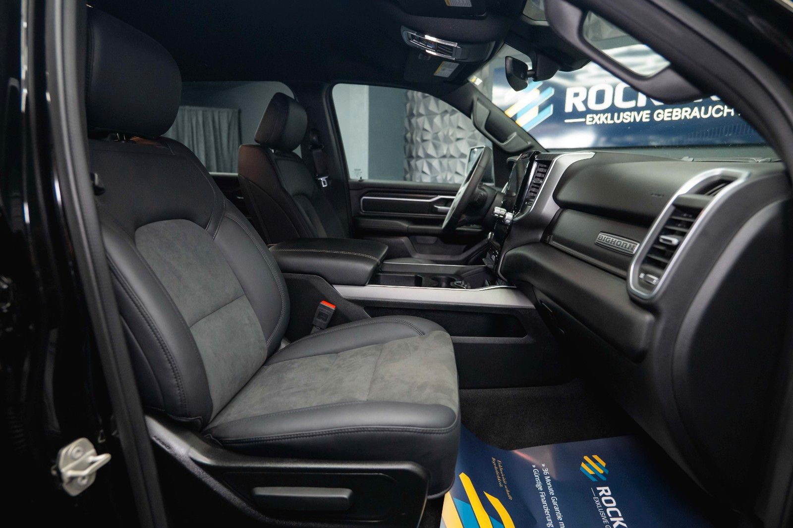 Fahrzeugabbildung Dodge RAM 3.0 MY 25 TWIN TURBO BLACK EDITION *LED*ACC*