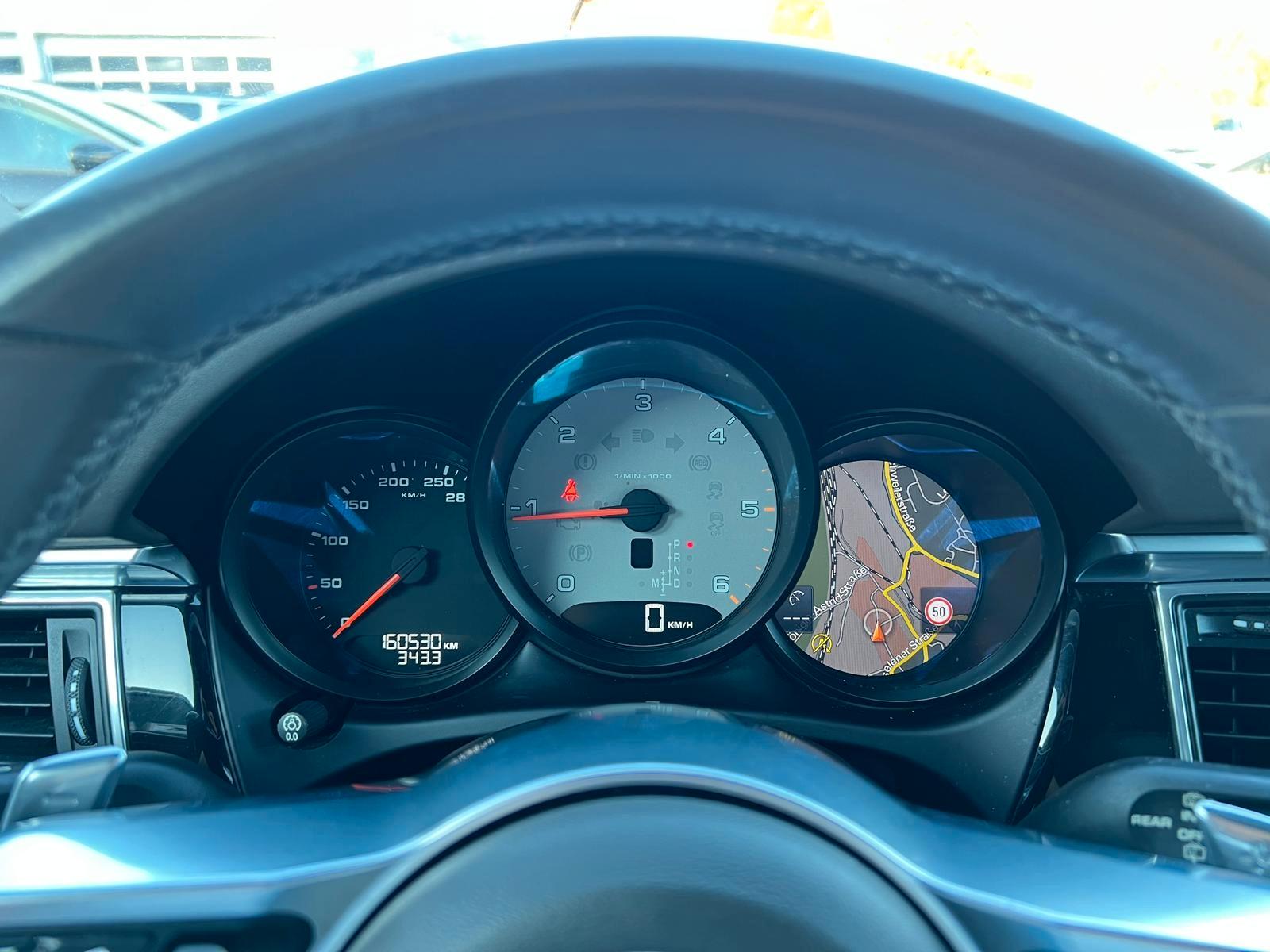 Porsche Macan S V6 258ch - Sièges à mémoire - 1 ère main - Régulateur de vitesse - Clim
