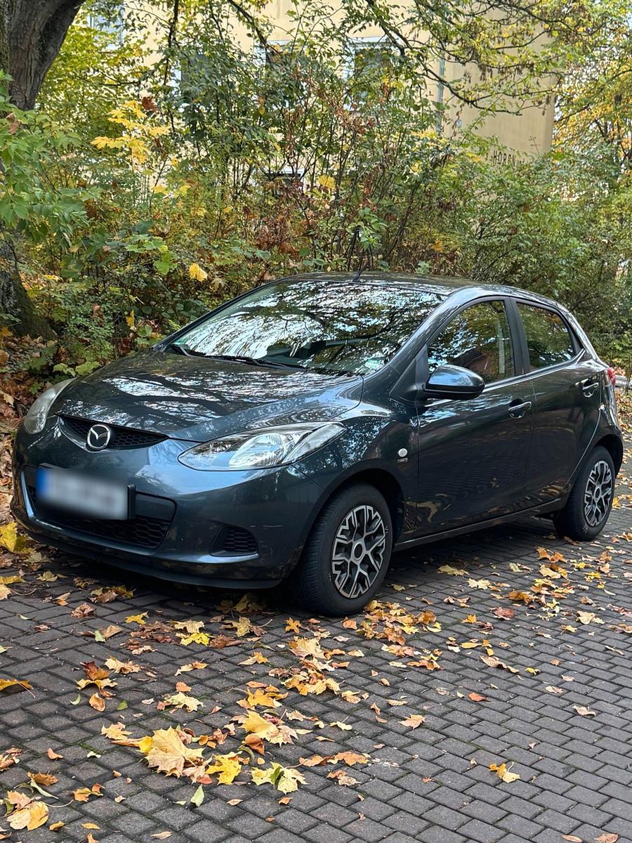 Mazda 2