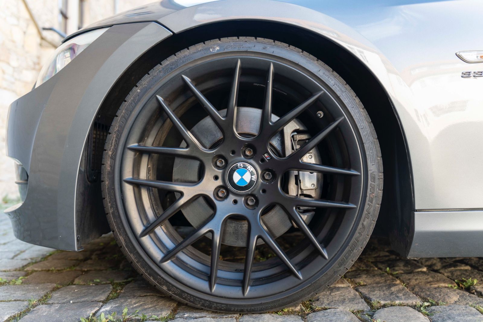 Fahrzeugabbildung BMW 335iS Coupé M PDC BIXENON TEMPOMAT LEDER DKG