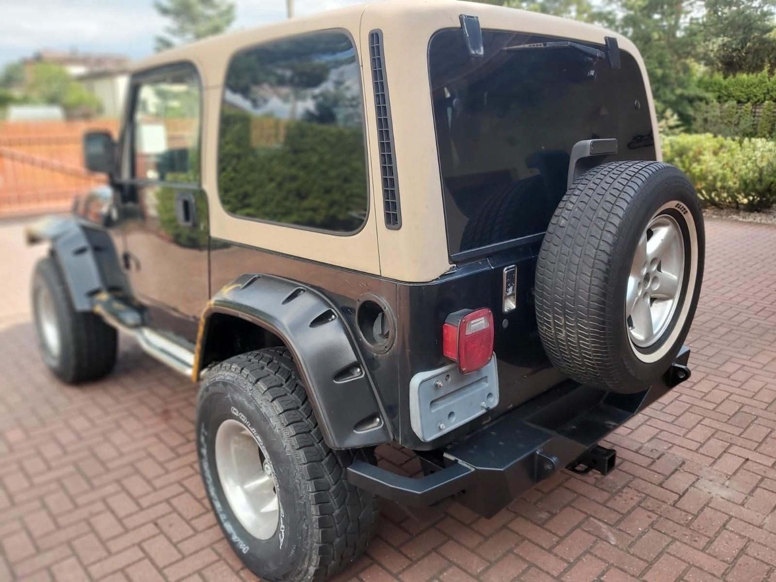 JEEP WRANGLER 4X4 SPORT 4.0 177CH - BVA - CLIMATISATION - ATTELAGE FIXE - 149.000 KMS