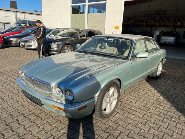 Jaguar XJ Executive 3.2 Rechtslenker - Bastler