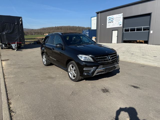 Mercedes-Benz ML 350 CDI AMG °PANO°LEDER°KAMERA°EU6°LM19°LED°