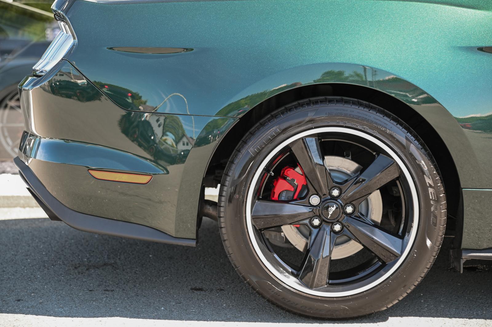 Ford Mustang 5.0 V8 BULLITT *Recaro Schalensitze !*