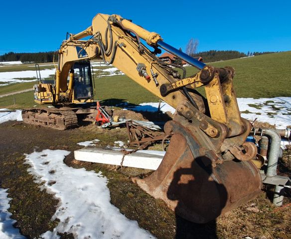 CAT 318B nur 8.500 Stunden!!