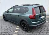 Dacia Jogger Hybrid 140 Extreme mit Garantie bis 08/28 - Dacia Jogger mit Hybrid-Antrieb
