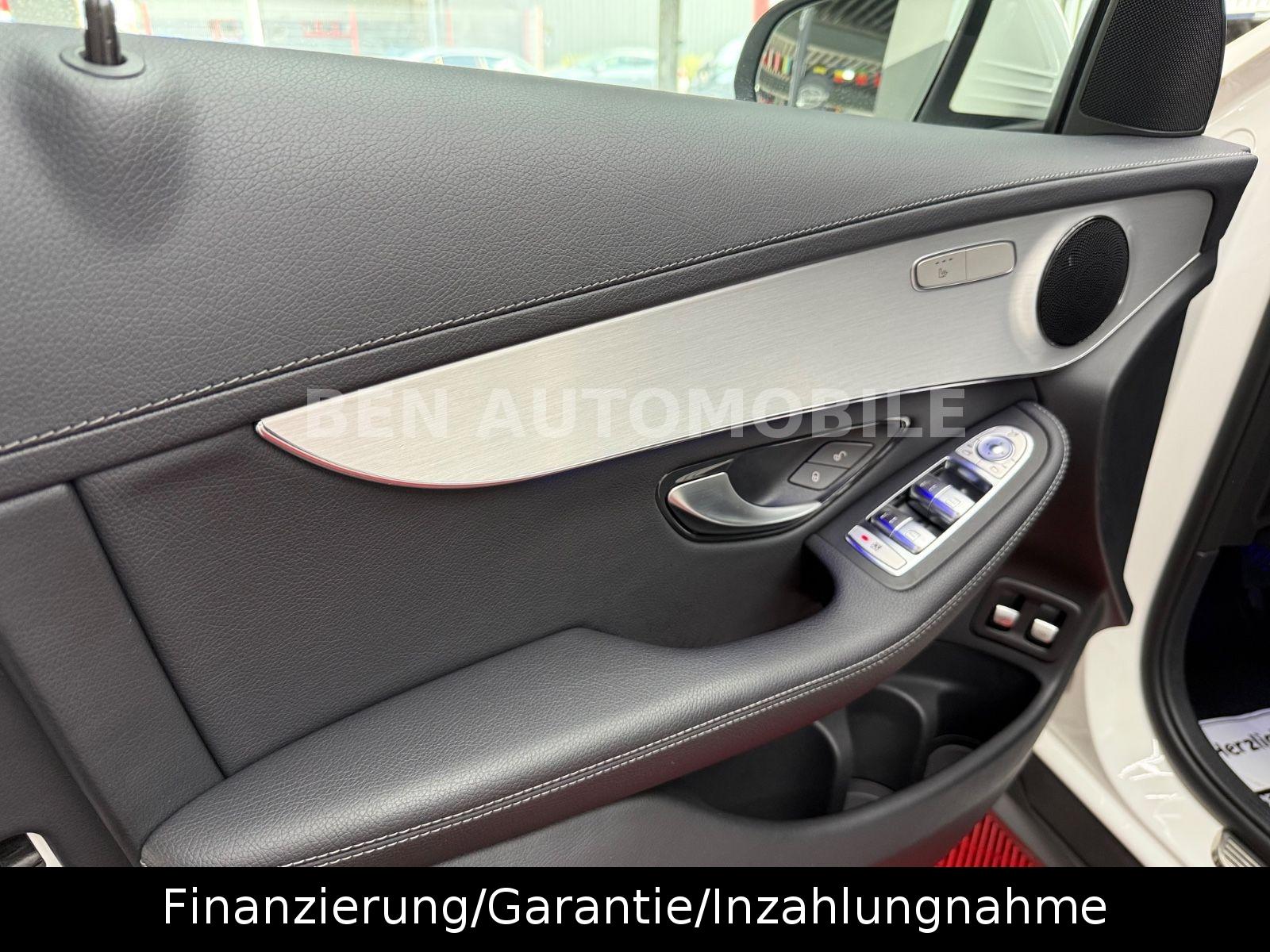 Mercedes-Benz GLC 300d 4Matic PANO+LED+RFK+AHK