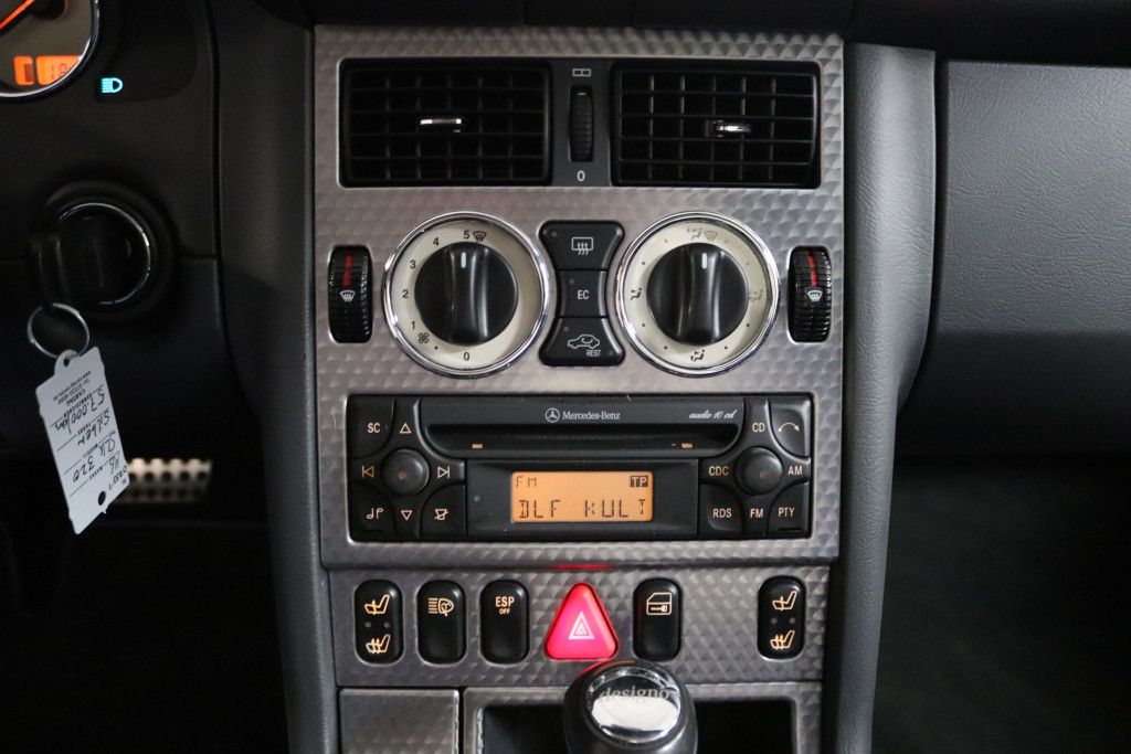 Fahrzeugabbildung Mercedes-Benz SLK 320 V6 Roadster-Aut.-Xenon-Leder-SHZ-MP3-