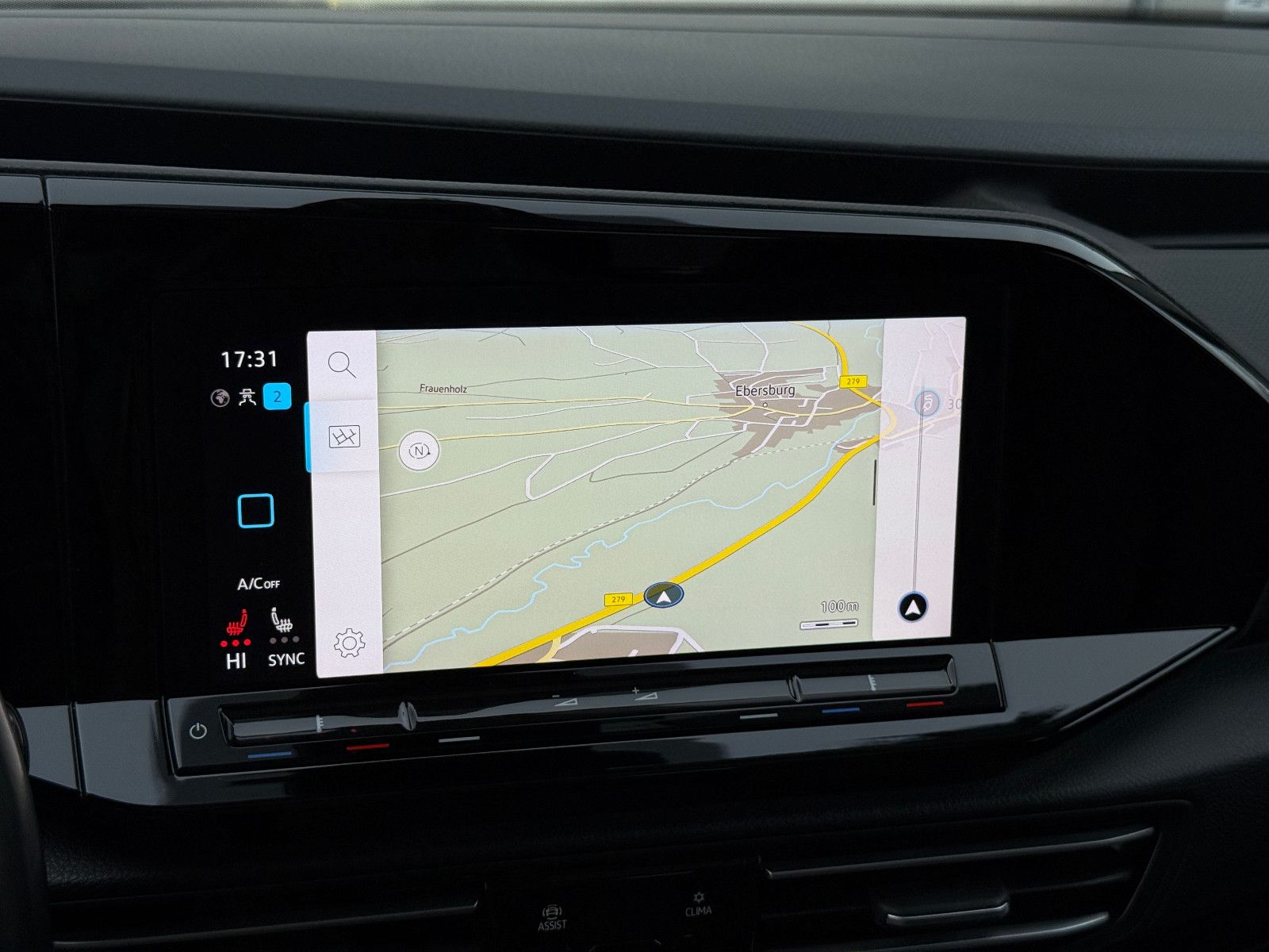 Fahrzeugabbildung Volkswagen Caddy Style TDI DSG ACC AHK Navi LED Pano Sthz