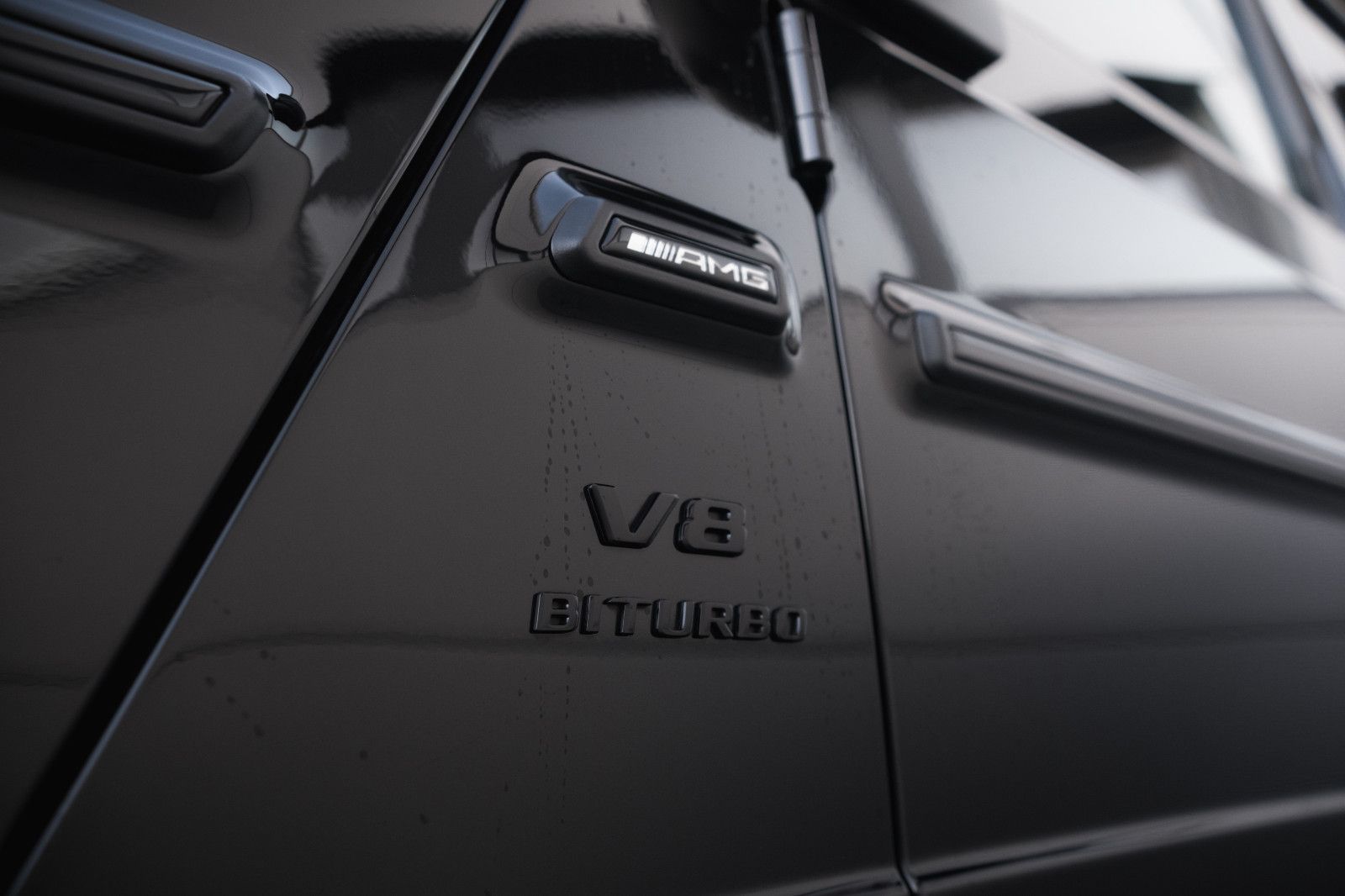 Fahrzeugabbildung Mercedes-Benz G 63 AMG -Burmester Sound-BRABUS-Felgen-Auspuff