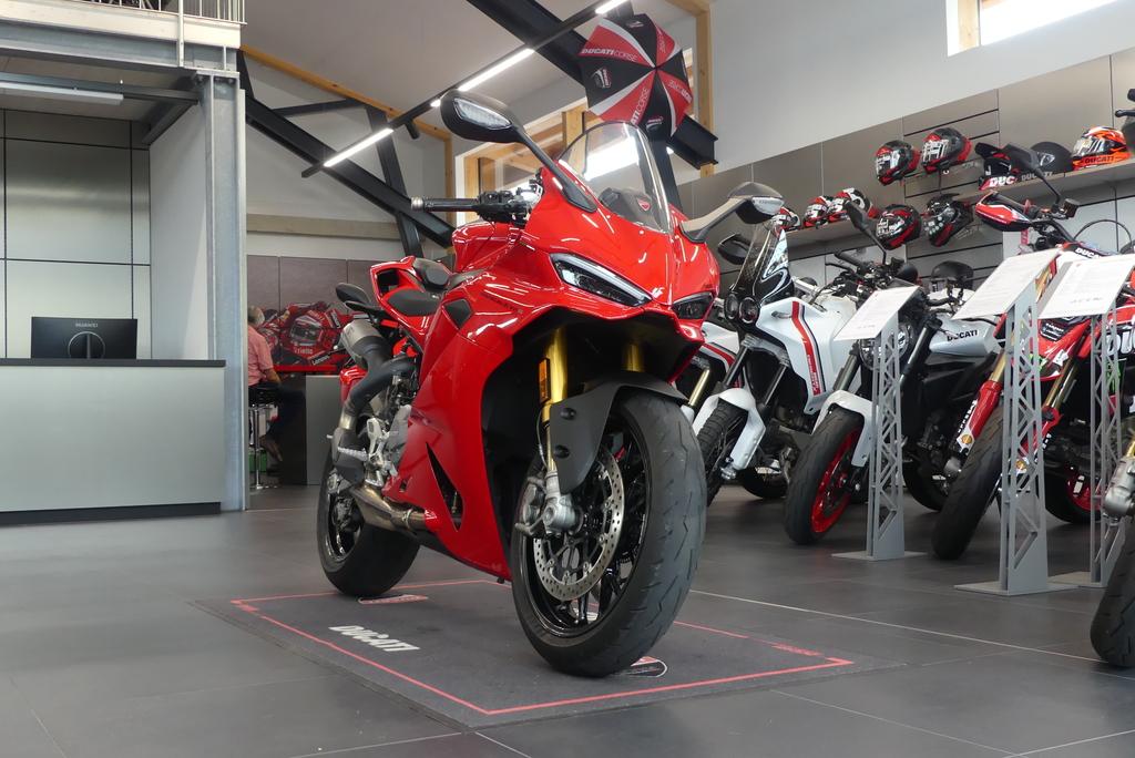 Ducati Panigale V2 S Öhlins 