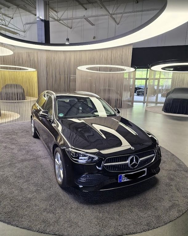 MERCEDES-BENZ C 300 e T Avantgarde | Pano | 360° | TÜV 04/28 |