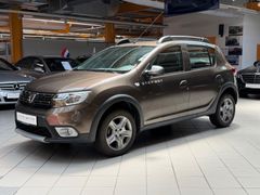 DACIA Sandero II Stepway Prestige|Klima|Tempomat|13tkm DACIA Sandero II Stepway Prestige|Klima|Tempomat|13tkm