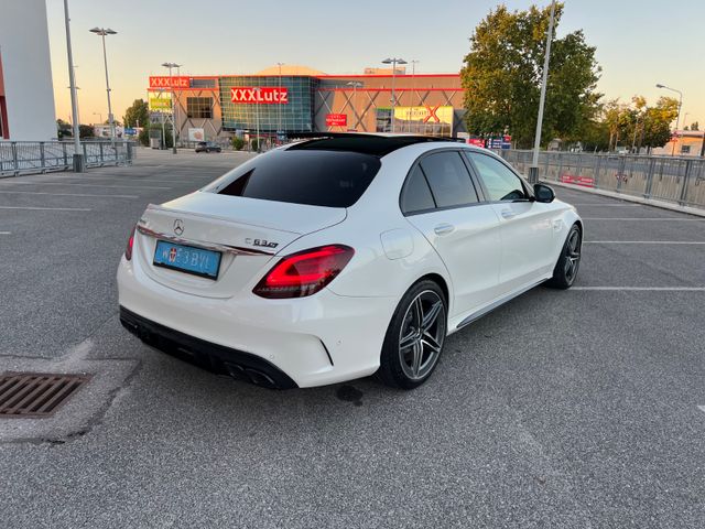 MERCEDES-BENZ C 63 AMG Mercedes-AMG C 63 S