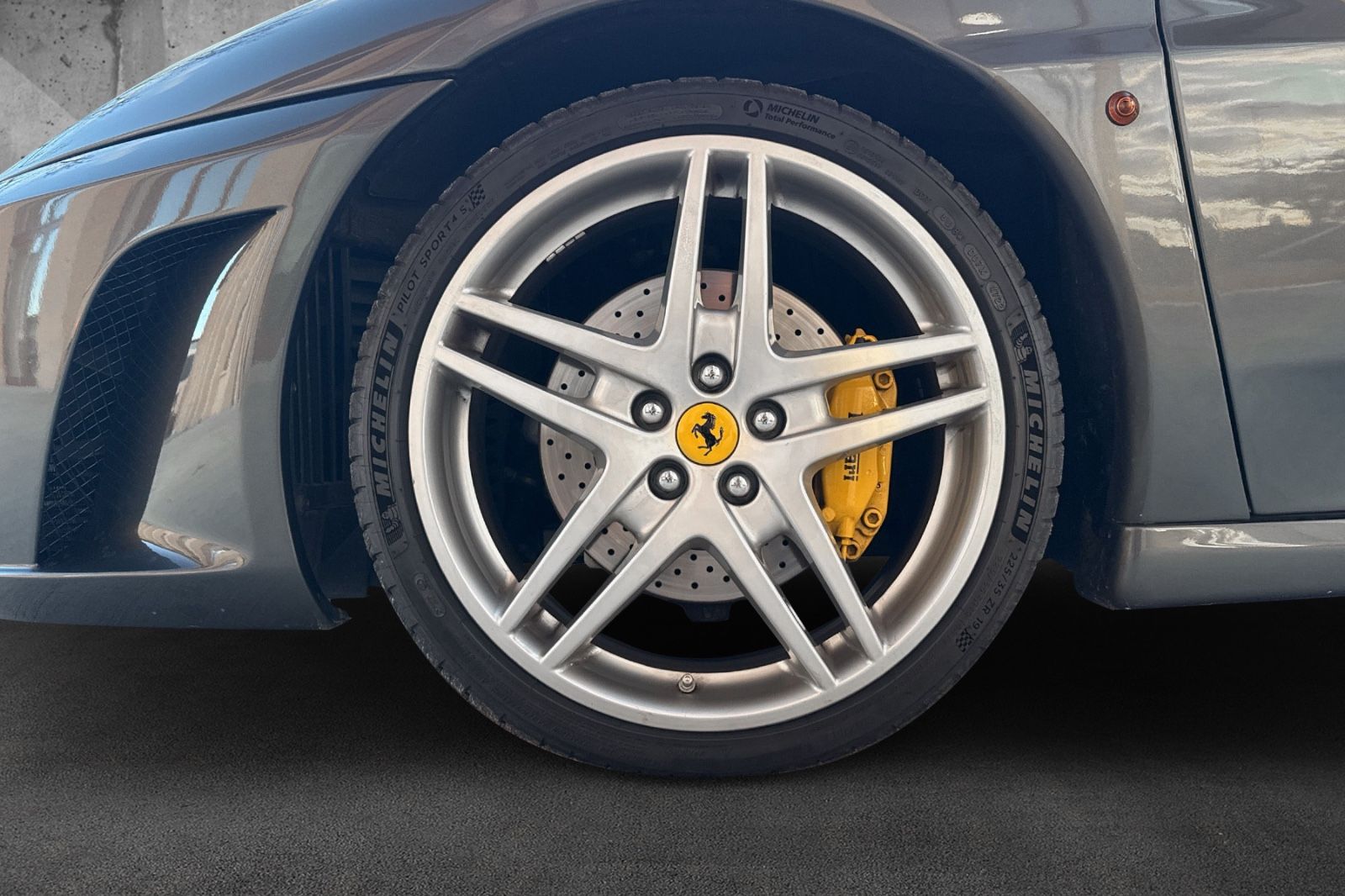 Fahrzeugabbildung Ferrari F430 Spider F1*Daytona Sitze*