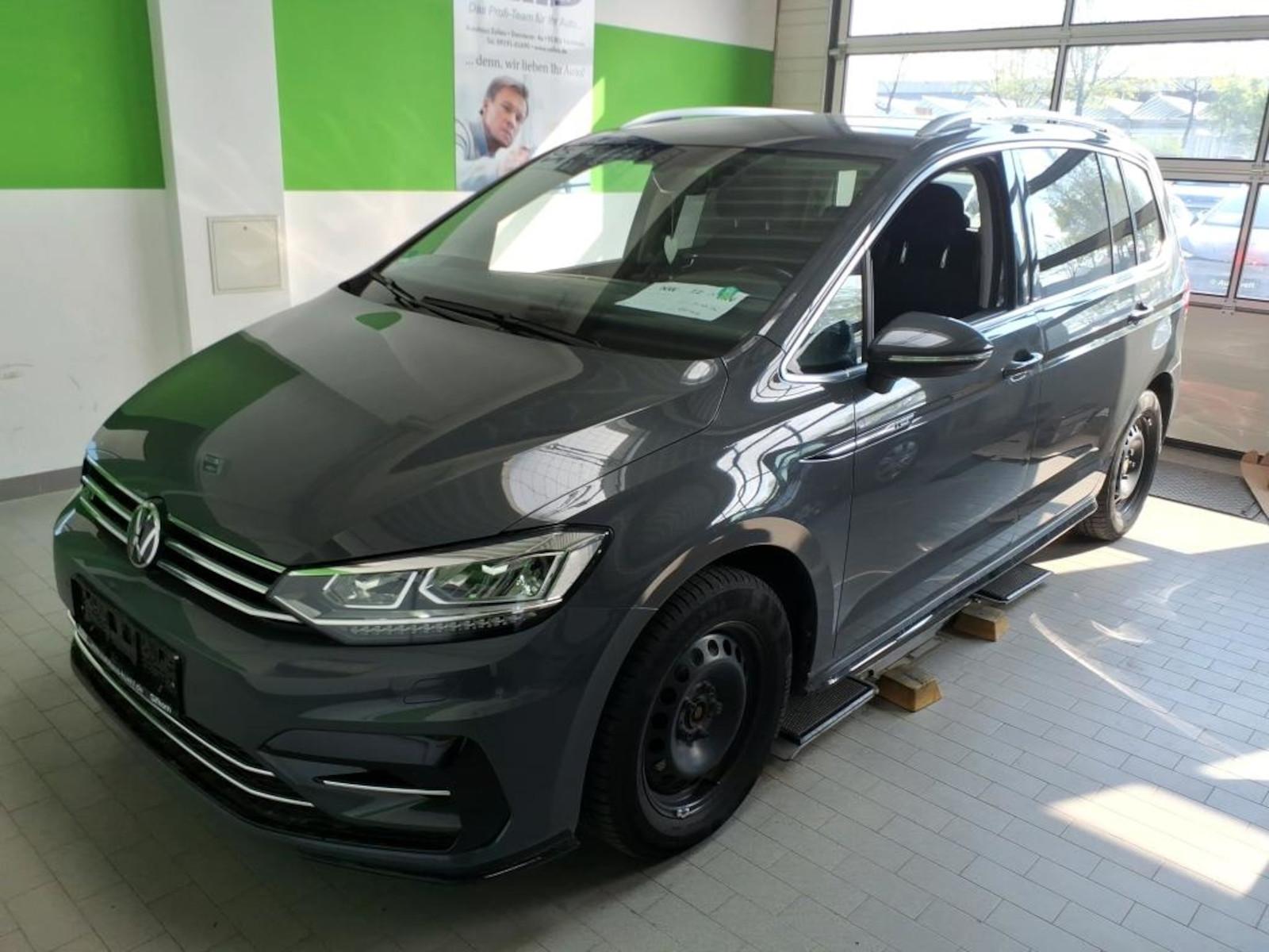 Volkswagen Touran 1.5 TSI R-Line*7-SITZER*VIRTUAL*DSG*